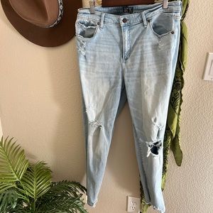 Abercrombie & Fitch Light Wash distressed stretch high rise skinny denim jeans